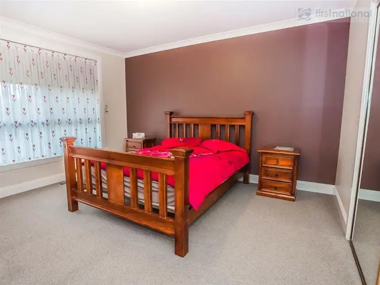 Fifth view of Homely house listing, 17 Manuka Place, Meadow Heights VIC 3048