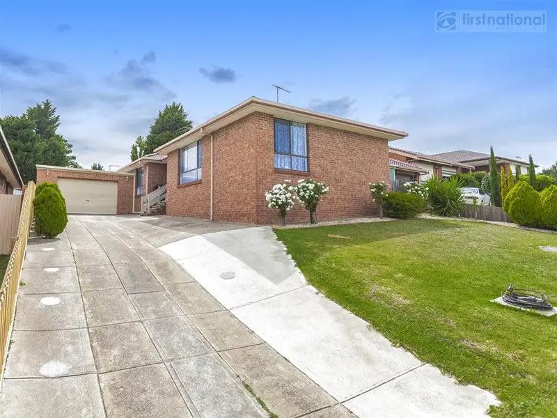 Main view of Homely house listing, 5 weemala Court, Meadow Heights VIC 3048