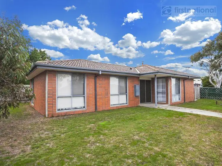 4 Moyston Court, Meadow Heights VIC 3048