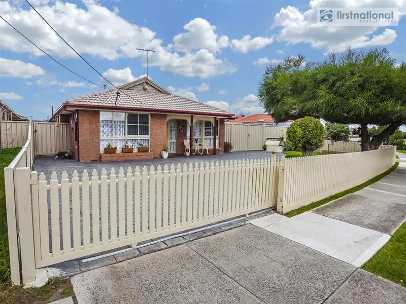 Main view of Homely house listing, 122 Rokewood Crescent, Meadow Heights VIC 3048