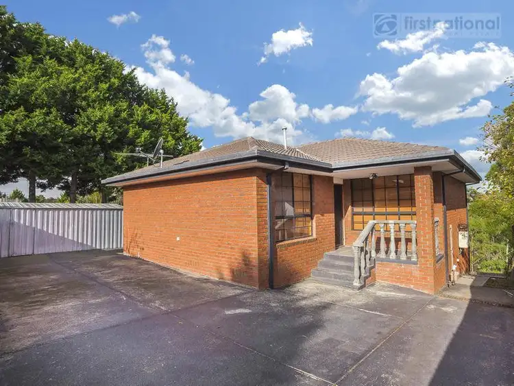 2/23 Cassinia Crescent, Meadow Heights VIC 3048