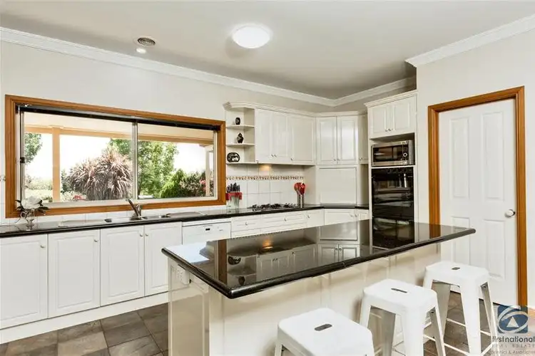 Fifth view of Homely house listing, 7 Chasney Court, Baranduda VIC 3691