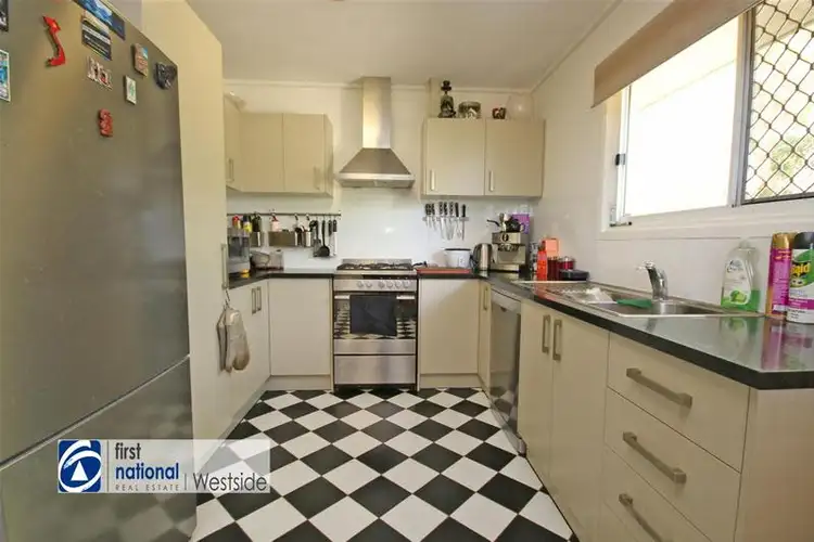 42 Newman Street, Gailes QLD 4300