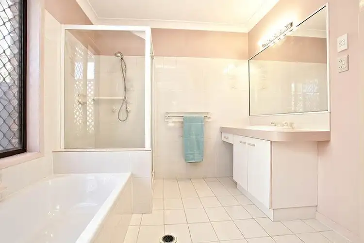 Seventh view of Homely house listing, 5 Mackenzie Court, Carindale QLD 4152