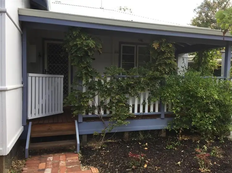 11 Jubilee Drive