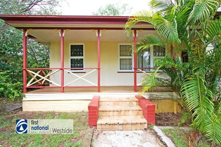 28 Caroline Street, Riverview QLD 4303