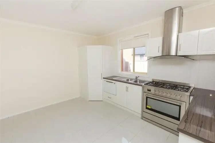 Fifth view of Homely house listing, 5 Reisling Court, Mildura VIC 3500