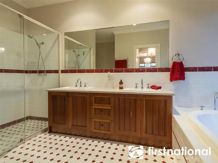 Fourth view of Homely house listing, 4 Howitt Place, Pakenham VIC 3810