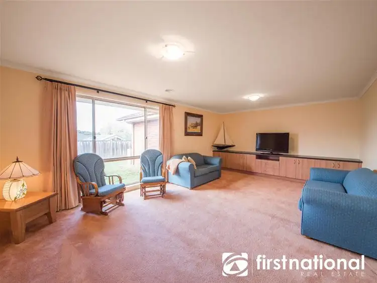 Second view of Homely house listing, 27 Cashmere Crescent, Berwick VIC 3806