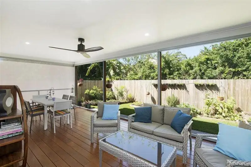 Main view of Homely unit listing, 2/72 Third Avenue, Palm Beach QLD 4221