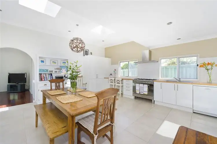 18 Surrey Avenue, Collaroy NSW 2097