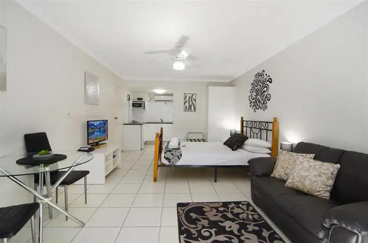 Third view of Homely unit listing, 4/12 Coolgardie Street, Elanora QLD 4221