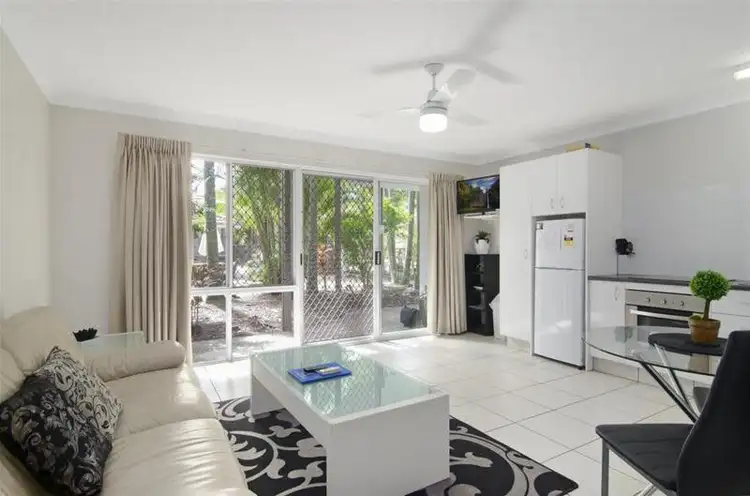 Fifth view of Homely unit listing, 4/12 Coolgardie Street, Elanora QLD 4221
