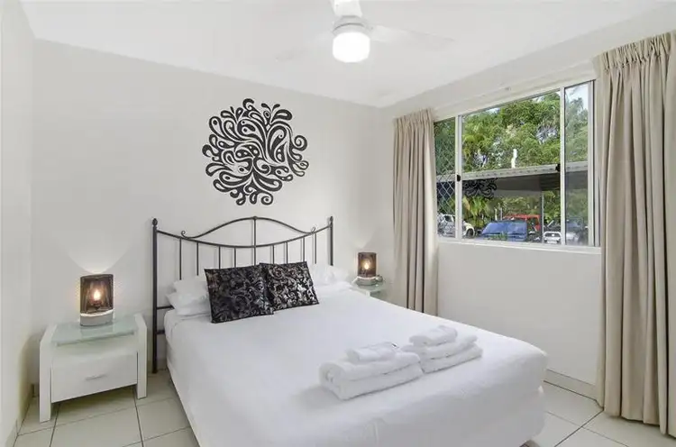 Sixth view of Homely unit listing, 4/12 Coolgardie Street, Elanora QLD 4221