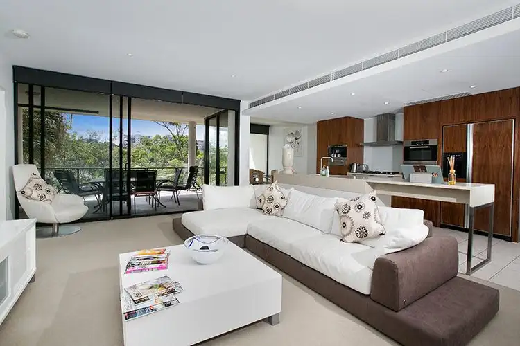 110/10 Pidgeon Close, West End QLD 4101