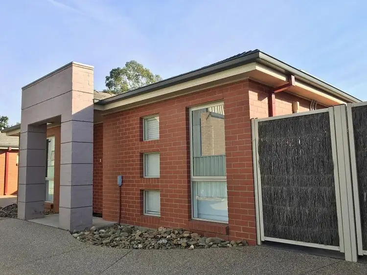 Main view of Homely unit listing, 2/38 Park Street, Kyabram VIC 3620