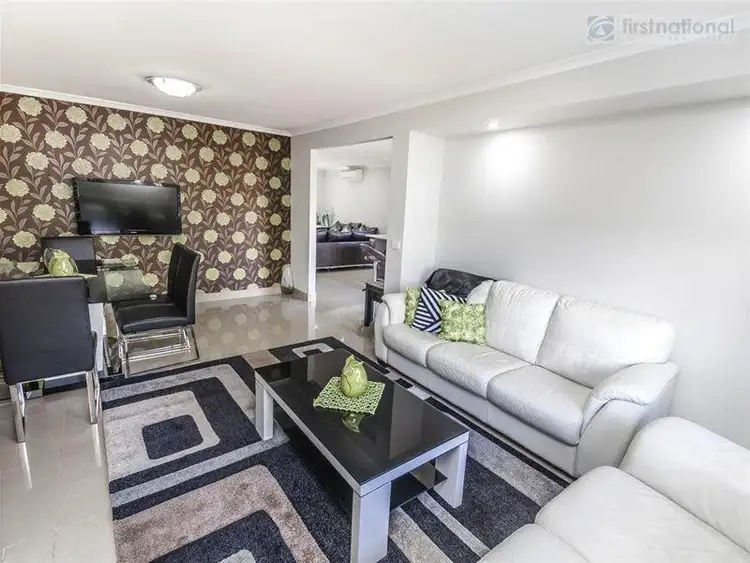 Fifth view of Homely house listing, 5 clematis Court, Meadow Heights VIC 3048