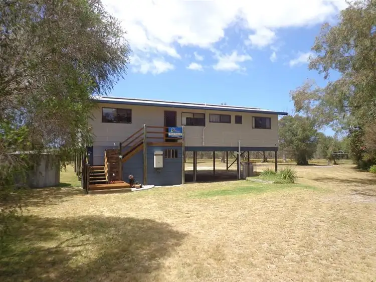 Third view of Homely house listing, 10 Simon Court, Loch Sport VIC 3851