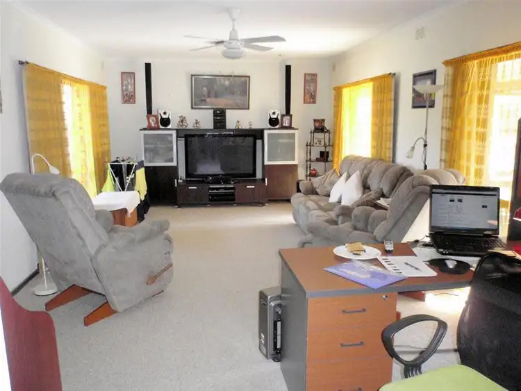 Second view of Homely house listing, 2 Aldinga Drive, Mildura VIC 3500