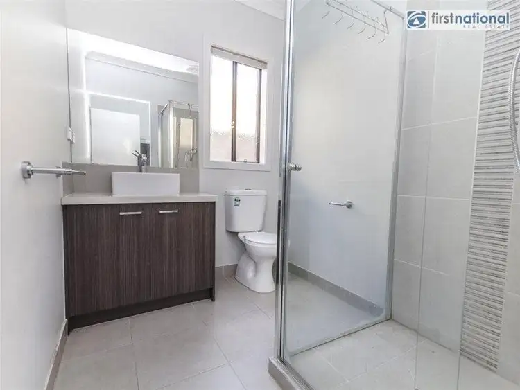 Fourth view of Homely house listing, 5 Woodgrove Street, Craigieburn VIC 3064