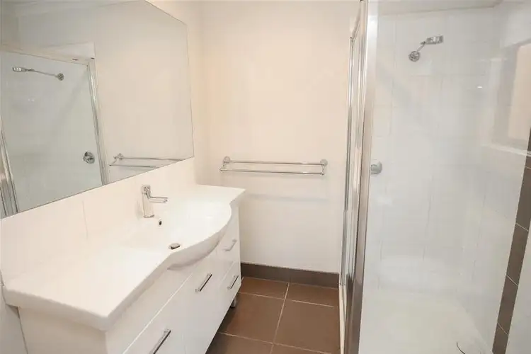 Seventh view of Homely townhouse listing, 5 Eulinga  Drive, Mildura VIC 3500