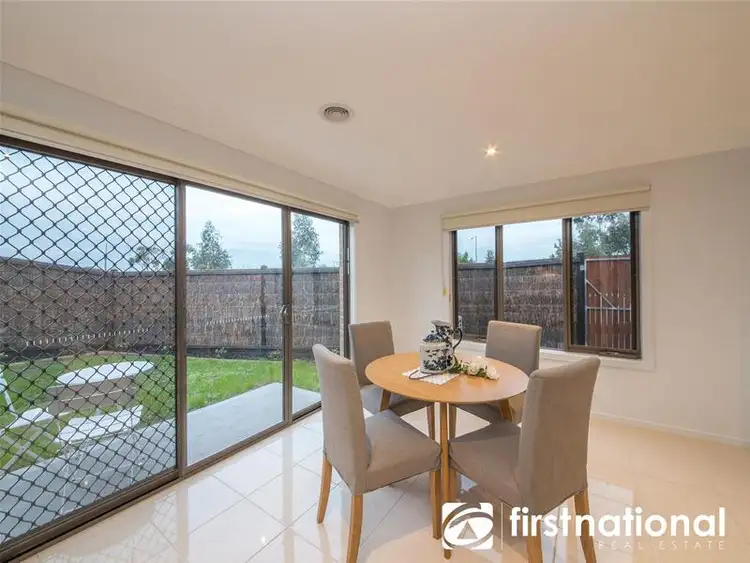Fourth view of Homely unit listing, 11 Macleod Circuit, Pakenham VIC 3810