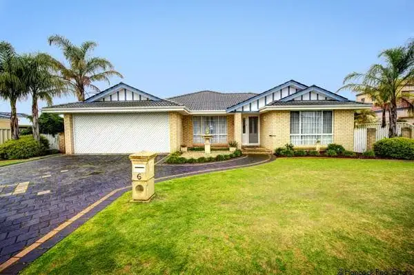6 Portsea Court, Pelican Point WA 6230