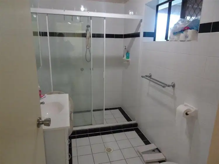 Sixth view of Homely house listing, 129 Falconer Street, Southport QLD 4215