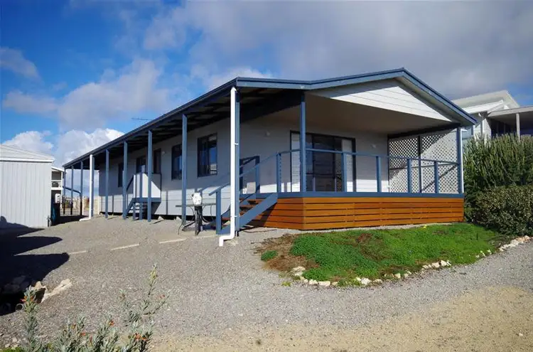 8 Scenic Drive, Point Turton SA 5575