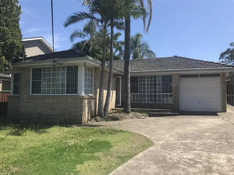 82 Caroline Crescent