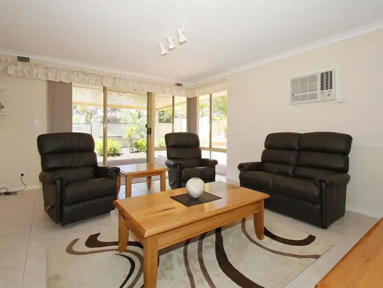 Sixth view of Homely house listing, 2 Gairloch Place, Joondalup WA 6027