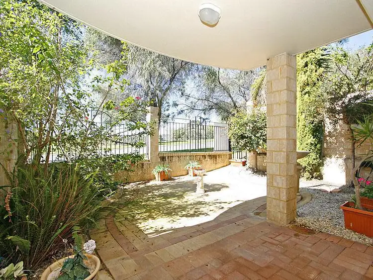 Sixth view of Homely villa listing, 4/5 Spyglass Grove, Connolly WA 6027