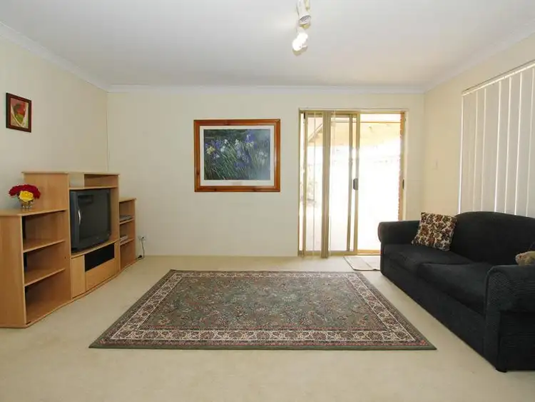 Seventh view of Homely semi-detached listing, 3B Kasba Grove, Joondalup WA 6027