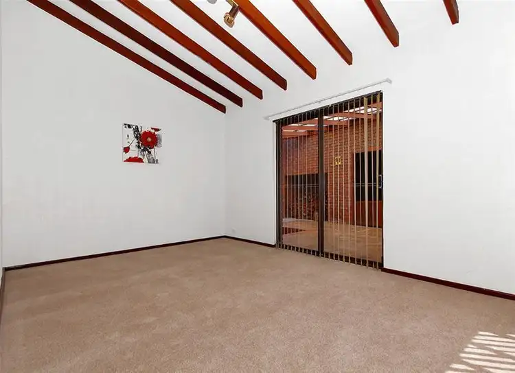 Fifth view of Homely house listing, 4 Glenfinnan Court, Hamersley WA 6022