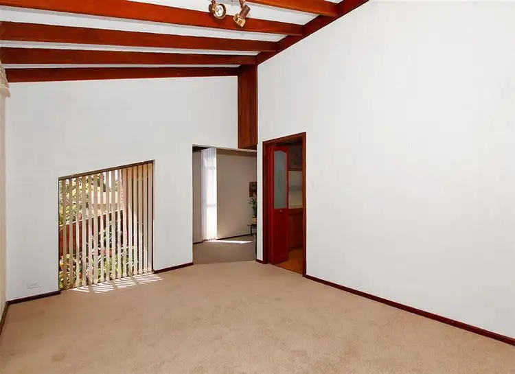 Sixth view of Homely house listing, 4 Glenfinnan Court, Hamersley WA 6022