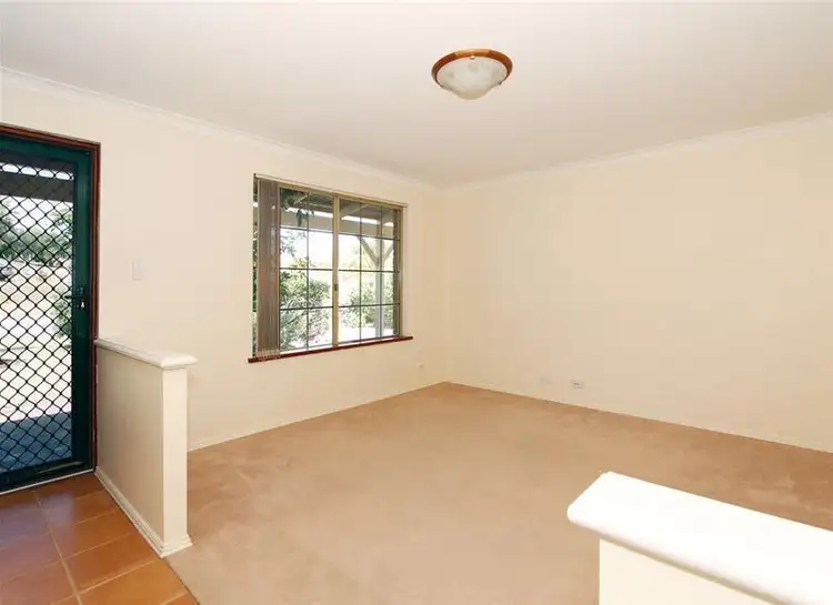 Third view of Homely house listing, 5 Hitek Court, Merriwa WA 6030