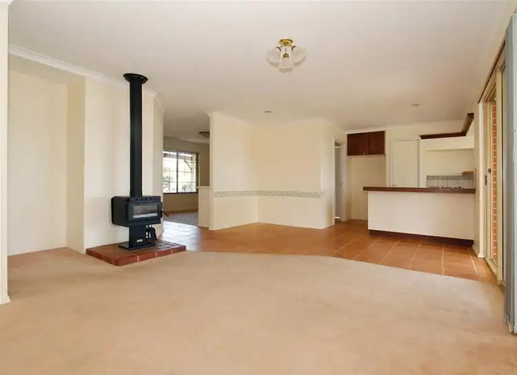 Fourth view of Homely house listing, 5 Hitek Court, Merriwa WA 6030