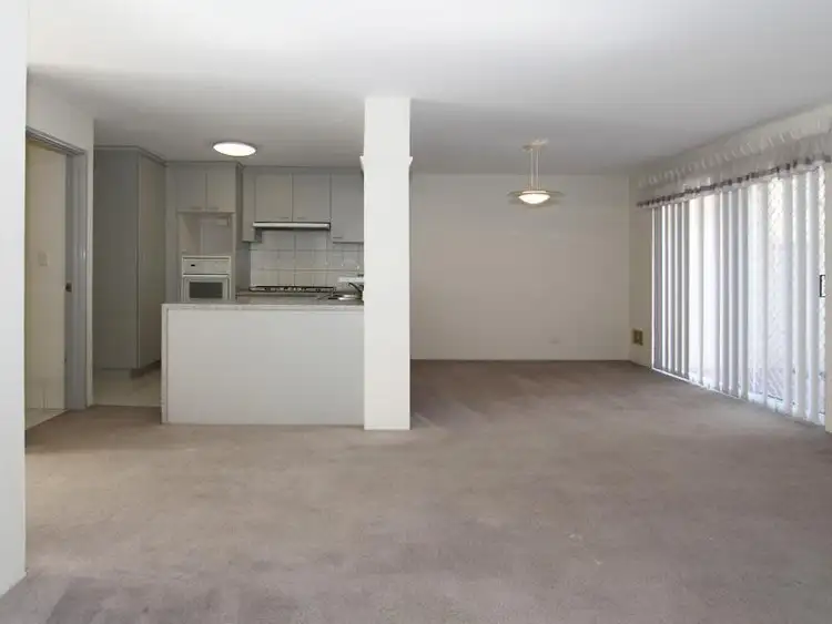 Fifth view of Homely villa listing, 26/5 Spyglass Grove, Connolly WA 6027