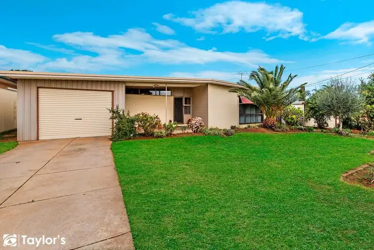 19 Warrigal Street, Para Hills SA 5096