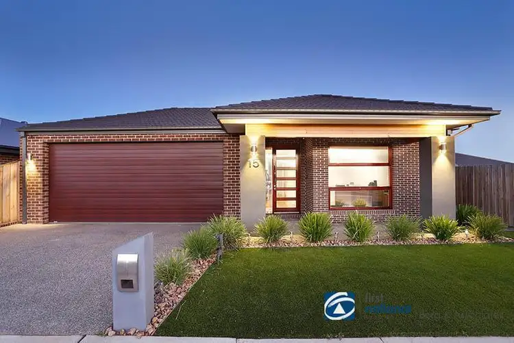 15 Sullivan Place, Melton West VIC 3337