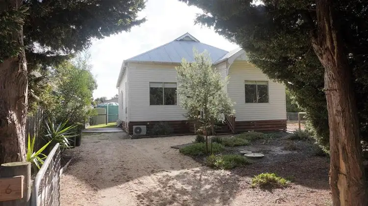 6 Wilhelm Street, Loch Sport VIC 3851