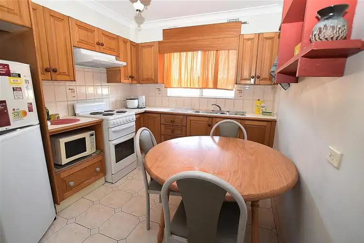 Sixth view of Homely unit listing, 10/76 Hamilton Road, Fairfield NSW 2165