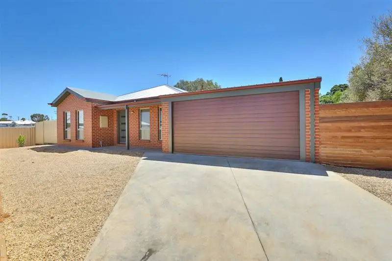 Main view of Homely house listing, 2/43 Betty Krake Drive, Red Cliffs VIC 3496
