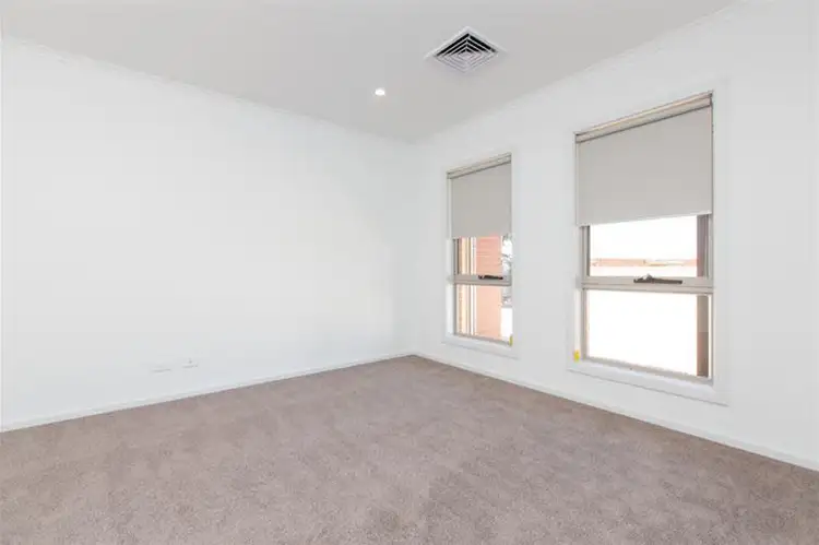 Seventh view of Homely house listing, 2/43 Betty Krake Drive, Red Cliffs VIC 3496
