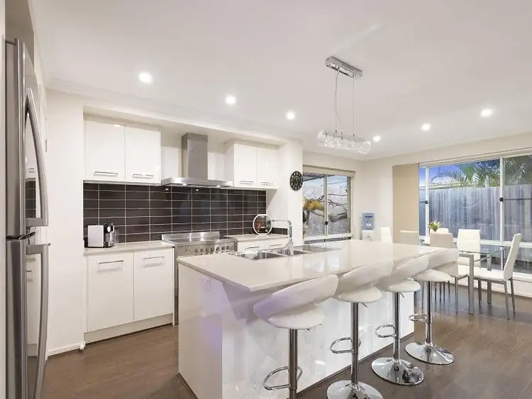 1 Balsam Street, Redland Bay QLD 4165