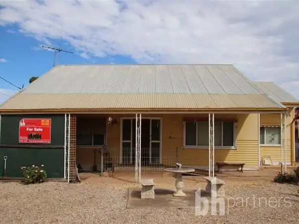 34 Adelaide  Road, Mannum SA 5238