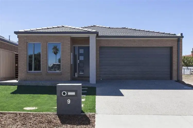 9 Bailey Lane, Ararat VIC 3377