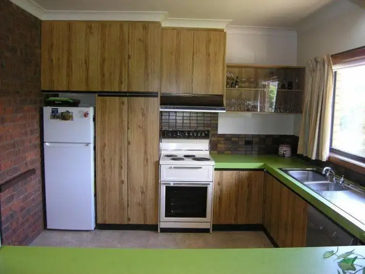 Sixth view of Homely house listing, 22 Alrima Court, Bright VIC 3741