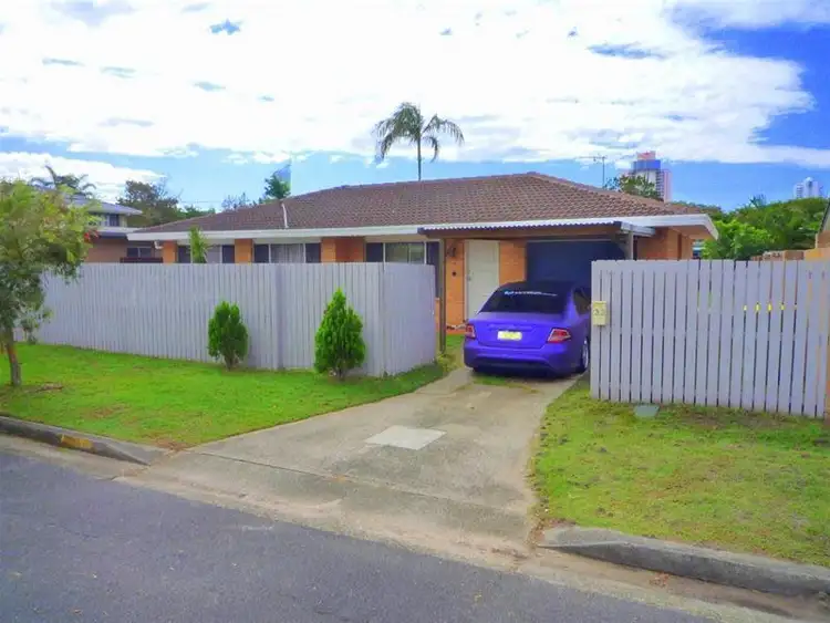 32 Boongala Road, Broadbeach Waters QLD 4218