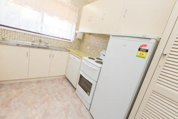 Fifth view of Homely unit listing, 3 Bottlebrush Court, Mildura VIC 3500